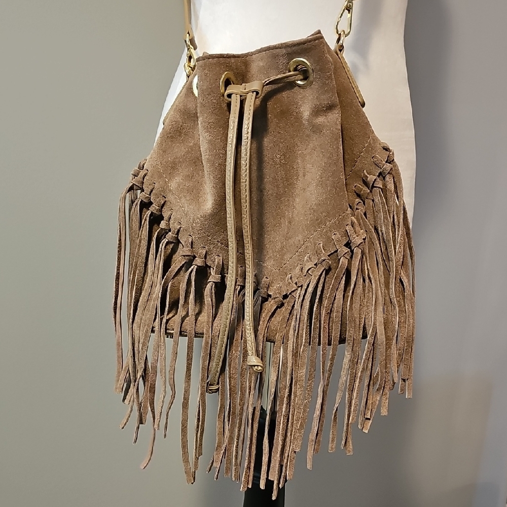 Fringed Suede Bucket Bag - Tan